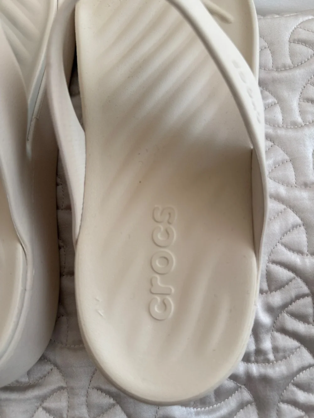 CROCS Women’s Minimalist Thong Sandal - Light Beige - Picture 4 of 5
